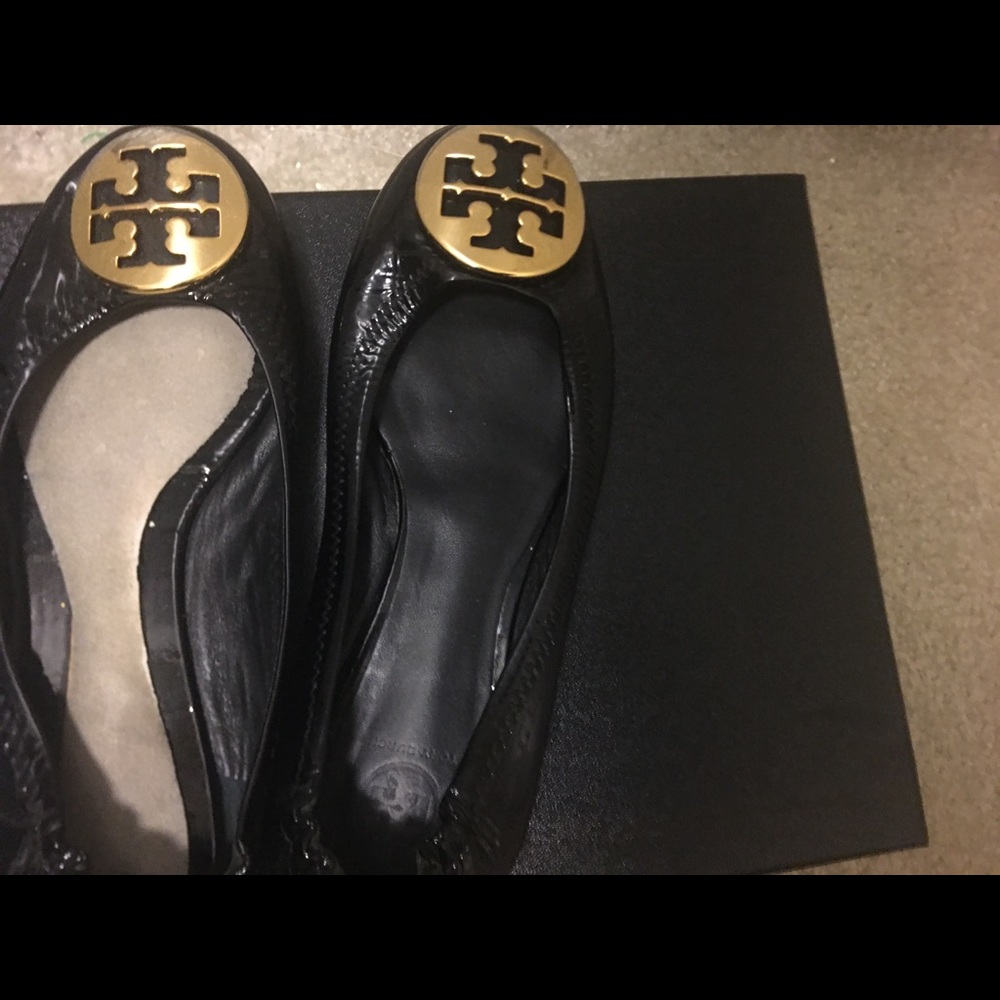 Right shoe sole missing